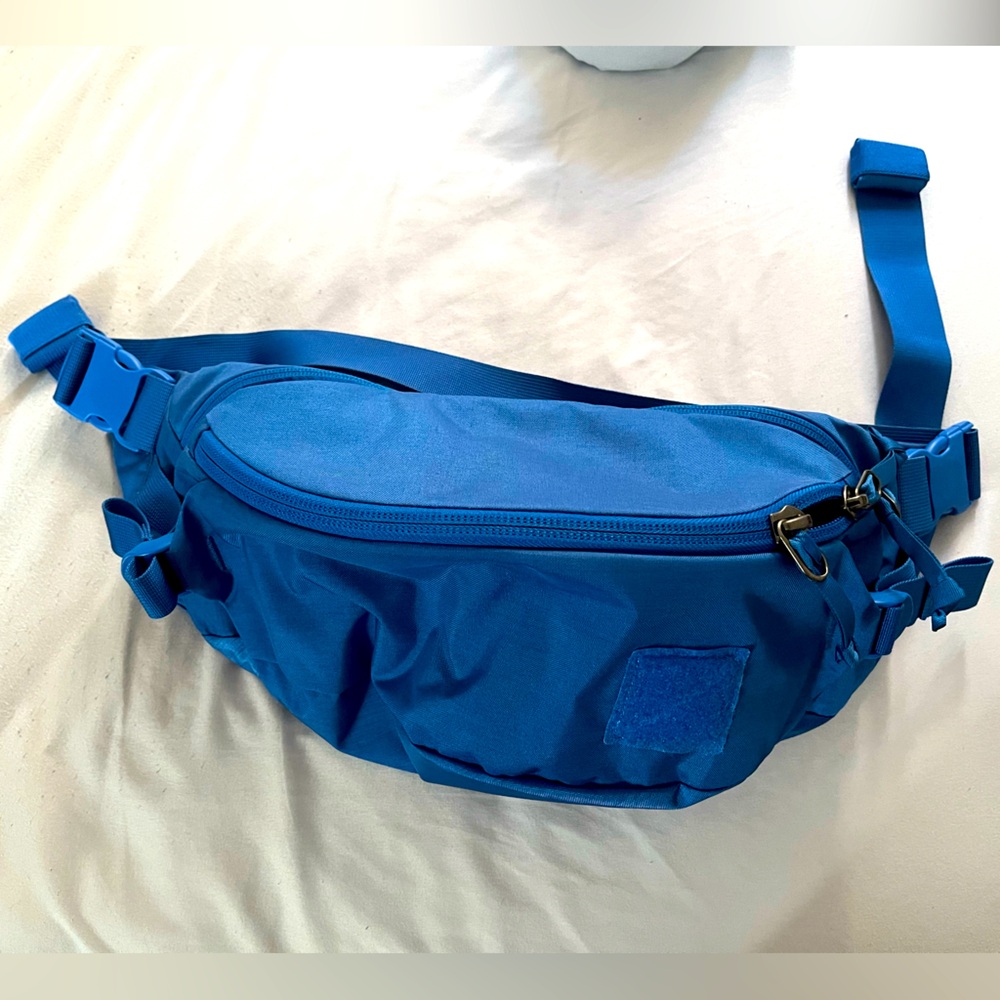 Evergoods Mountain Hip Pack - Signal Blue